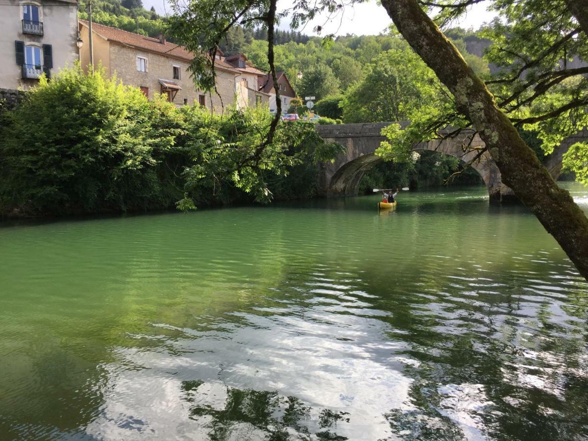 Gite Sur Loue Орнан Екстериор снимка